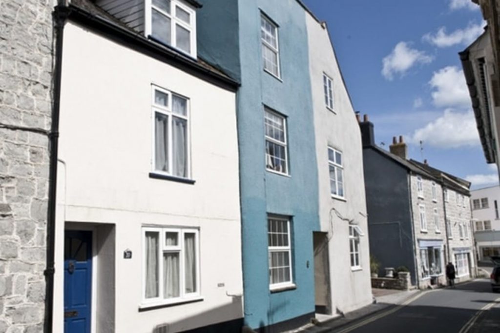 teal house in lyme regis